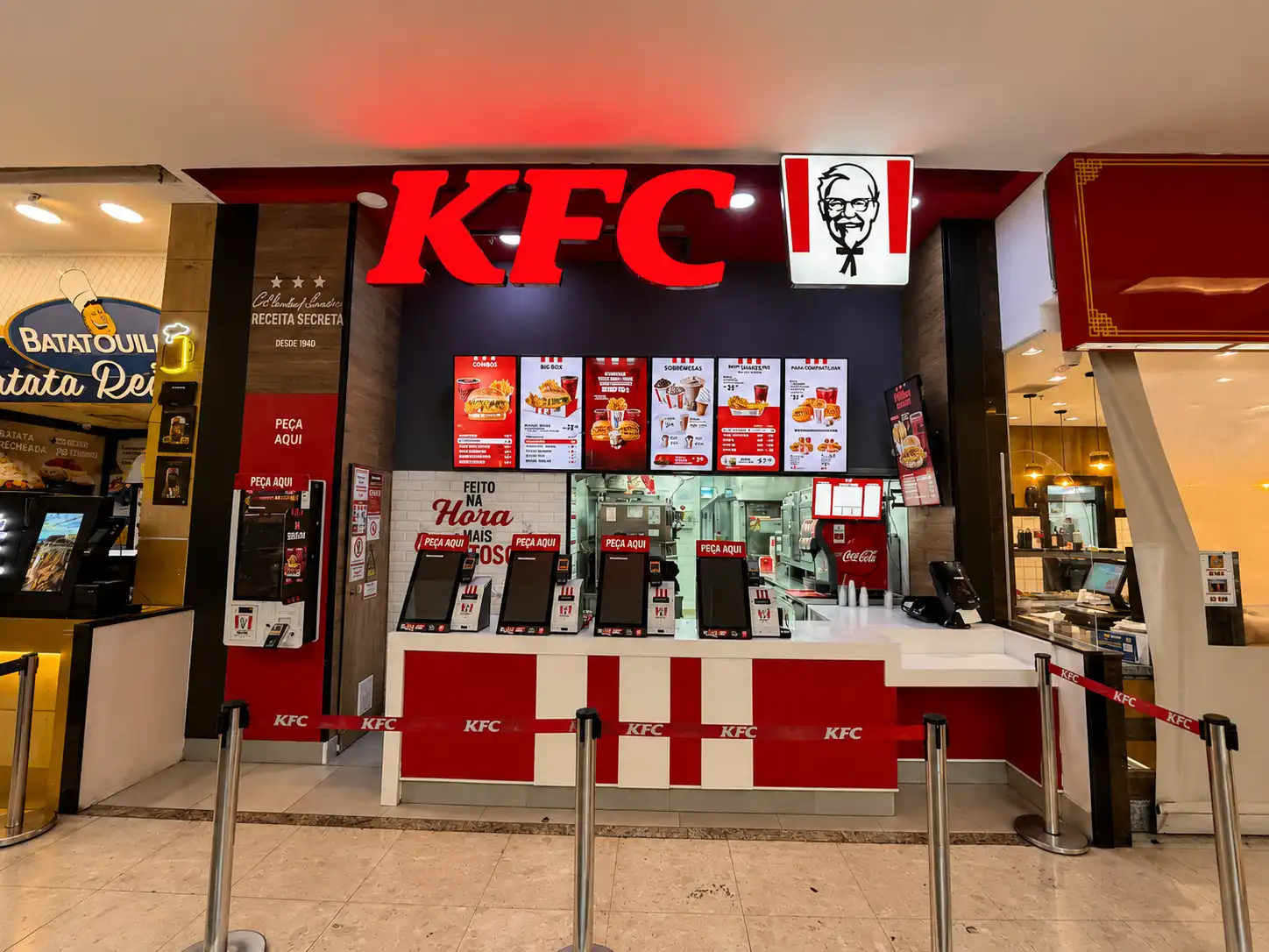 KFC SHOPPING PALLADIUM, CURITIBA - PR